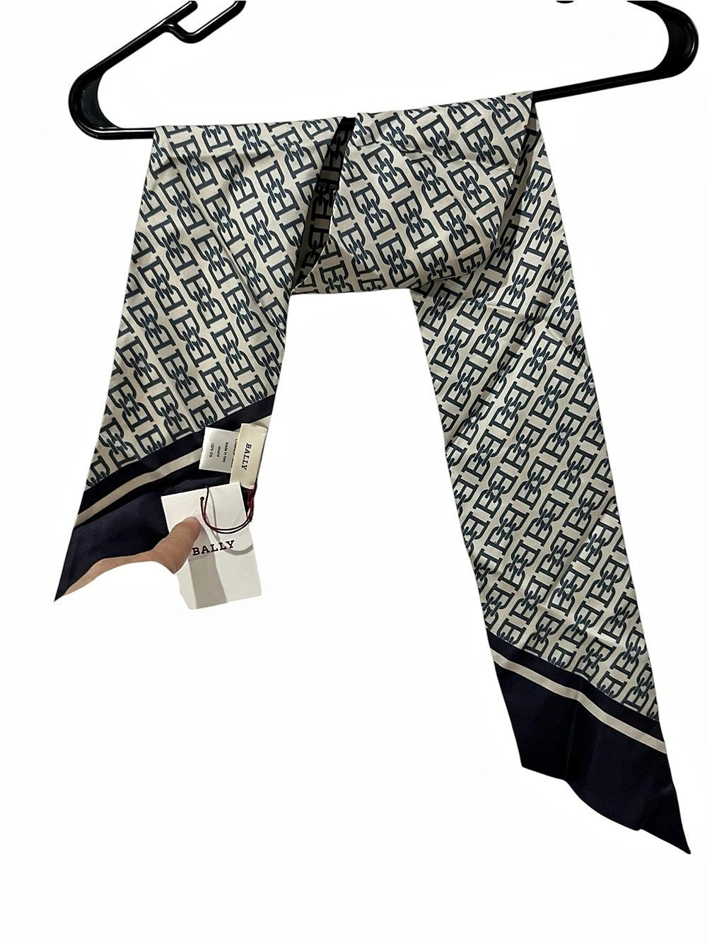 NWT Bally Midnight Light Silk Printed Scarf in Blue & Cream, approx 4”x43”